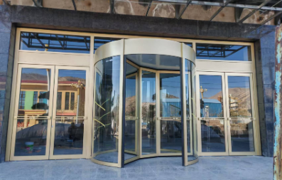 平凉旋转门的功能与美感，装修必备的选择！