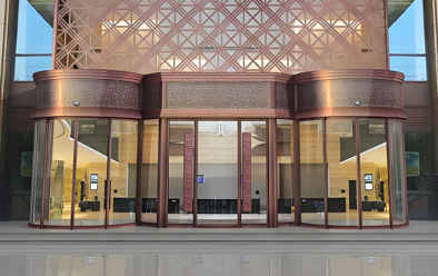 平凉旋转门的开启与关闭速度是多少？能调节吗？